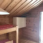 Svinoe Stugby 3*