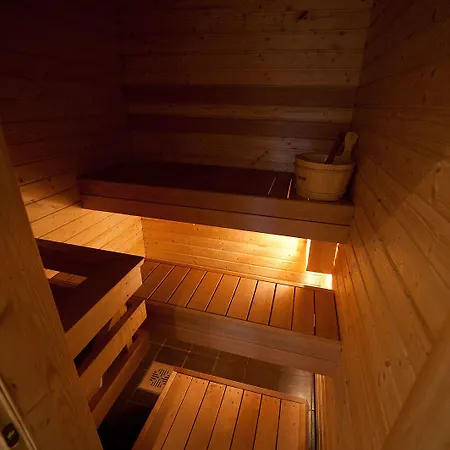 Hotell Svinoe Stugby Lumparland