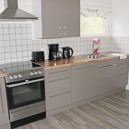 Hotell Svinoe Stugby Lumparland