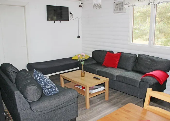 Svinoe Stugby 3* Lumparland